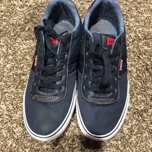 Levi Sneakers Women (7) Boys (5)